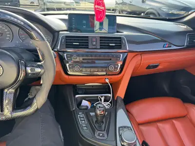 BMW M4 Cabriolet Competition DKG — Sportive découvrable, 450 ch et toit électrique — Miniatura 16