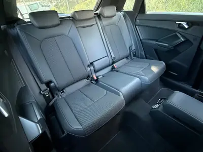 Audi Q3 35 TFSI — SUV compact premium, première main suisse, 68 500 km — Miniature 12