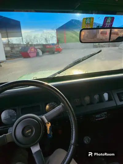 Jeep Wrangler 4.0 Laredo 1994 — Légende 4x4 typée, moteur essence performant — Miniatura 10