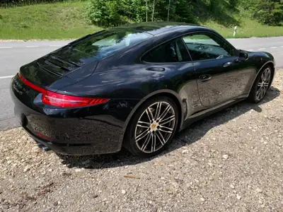 Porsche 911 Carrera 4S PDK — Coupé sportif haute performance, 130'000 km — côté