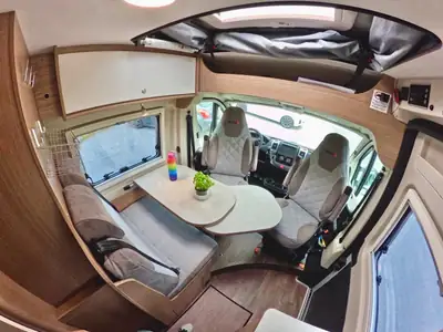 Fiat Ducato Capron CVE 600 Edition 15 — Camping-car premium, équipements complets et sécurité renforcée — interni