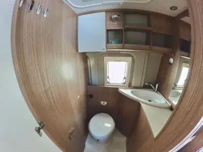 Fiat Ducato Capron CVE 600 Edition 15 — Camping-car premium, équipements complets et sécurité renforcée — Miniatura 7
