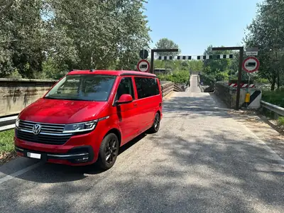 VW T6.1 California Ocean Liberty — Le camping-car 4x4 premium prêt à l'aventure — Außenansicht