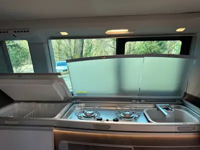 VW T6.1 California Ocean Liberty — Le camping-car 4x4 premium prêt à l'aventure — Innenraum