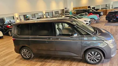 VW T7 Multivan 1.5 eHybrid Style 4Motion — Minibus hybride rechargeable, 7 places, quasi neuf — Thumbnail 8
