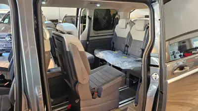 VW T7 Multivan 1.5 eHybrid Style 4Motion — Minibus hybride rechargeable, 7 places, quasi neuf — Thumbnail 22