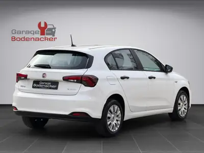 Fiat Tipo 1.5 Hybrid Cult 2024 — Berline hybride économe, 70 km seulement — interior
