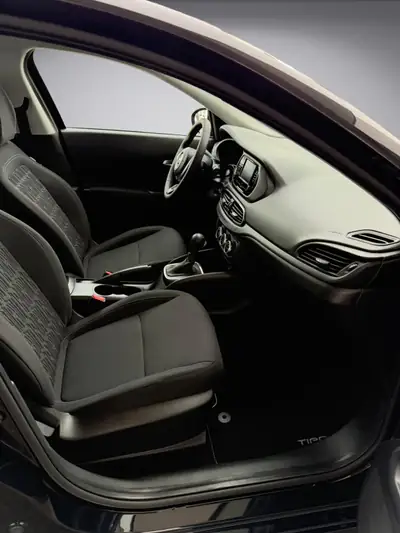 FIAT Tipo Hybrid 1.5 Cult 2024 — Berline écologique, quasi neuve, 60 km seulement — Thumbnail 11