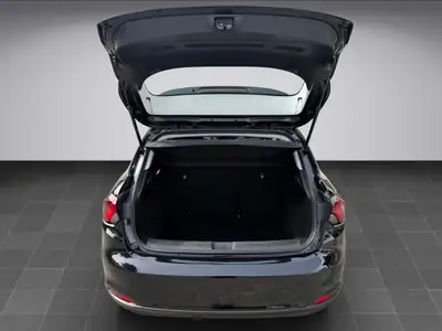 FIAT Tipo Hybrid 1.5 Cult 2024 — Berline écologique, quasi neuve, 60 km seulement — Thumbnail 14