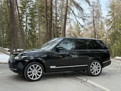Land Rover Range Rover V8 Autobiography — 510 ch, luxe intégral, 53'000 km seulement — Seitenansicht