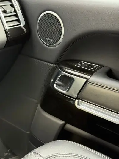 Land Rover Range Rover V8 Autobiography — 510 ch, luxe intégral, 53'000 km seulement — Miniatur 10