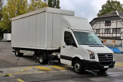 VW Crafter Sattelschlepper — Semi-remorque utilitaire diesel 164 ch, fonctionnel et prêt à l'emploi — Miniature 7