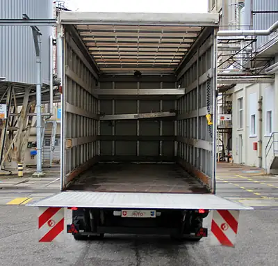 VW Crafter Sattelschlepper — Semi-remorque utilitaire diesel 164 ch, fonctionnel et prêt à l'emploi — Miniature 14
