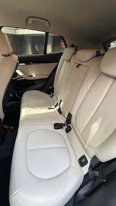 BMW X2 xDrive 18d Steptronic — SUV compact diesel, 110'000 km, sans sinistre — Miniatur 9