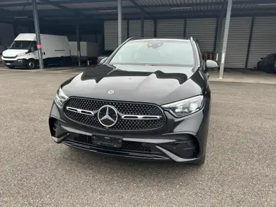 Mercedes-Benz GLC 450d 4Matic — SUV Premium diesel hybride, 6800 km seulement — rear view