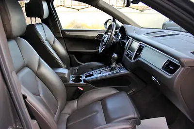 Porsche Macan S Diesel PDK — SUV Premium Suisse, Entretien Impeccable, Prêt à Partir — Miniatur 14