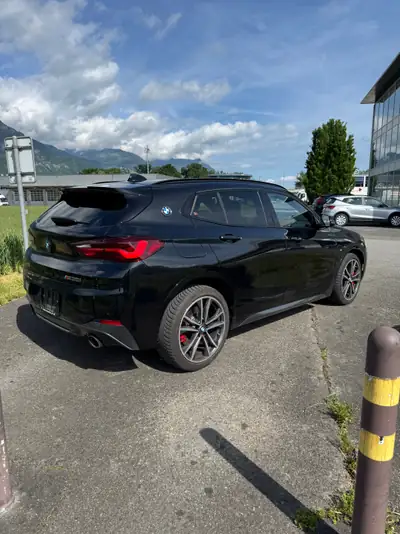 BMW X2 M35i Steptronic — Performance sportive et polyvalence urbaine — Innenraum