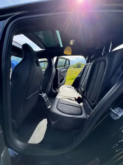 BMW X2 M35i Steptronic — Performance sportive et polyvalence urbaine — Miniatur 11