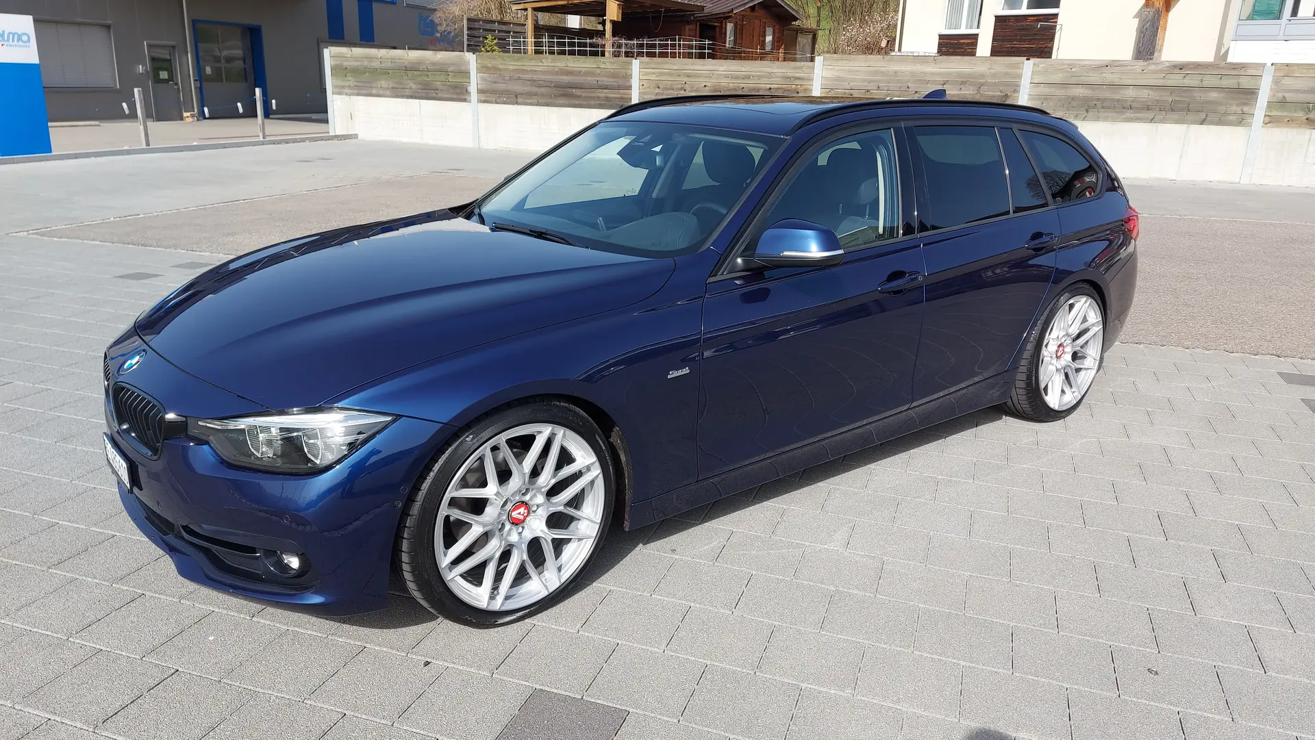 BMW 320 2017 occasion Seftigen — 2