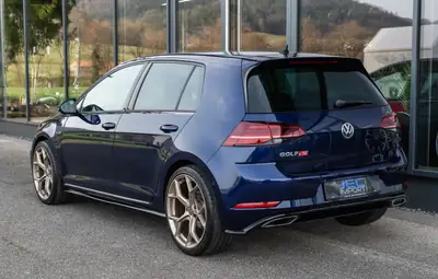 VW Golf 1.5 TSI R Line EVO Comfort — Compacte dynamique, 105'500 km, état impeccable — interior