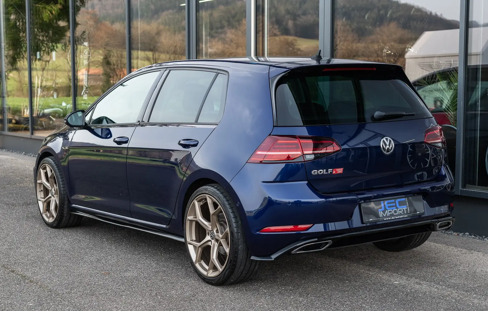 Volkswagen Golf 2018 occasion Bassecourt — 4