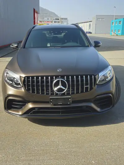 Mercedes-AMG GLC 63 S 4Matic+ — SUV Performance 510 ch, Entretien Premium — side view