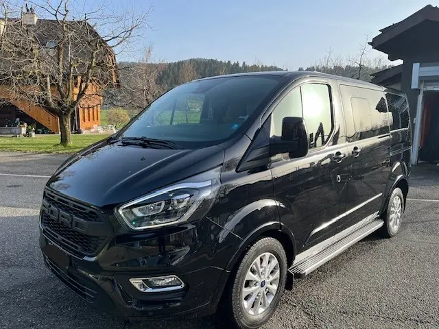 Ford Tourneo Custom 320 L1H1 Titanium — Camping-car aménagé, 8 places, 48'000 km — Außenansicht