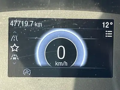 Ford Tourneo Custom 320 L1H1 Titanium — Camping-car aménagé, 8 places, 48'000 km — Armaturenbrett