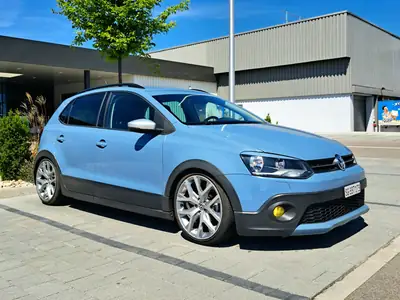 VW Polo CrossPolo 1.2 TSI — Citadine polyvalente, sans accident, équipée — vue extérieure