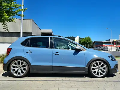VW Polo CrossPolo 1.2 TSI — Citadine polyvalente, sans accident, équipée — côté