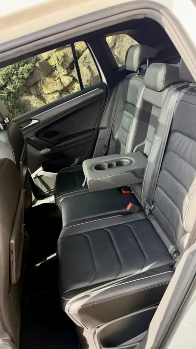 Volkswagen Tiguan 2.0 TSI 4Motion — SUV polyvalent, moteur performant, kilométrage réduit — Thumbnail 19