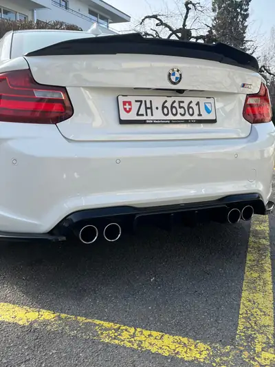 BMW M2 Coupé 370 ch — Performance sportive, kilométrage modéré — Miniature 13