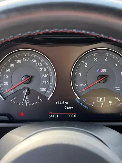 BMW M2 Coupé 370 ch — Performance sportive, kilométrage modéré — Miniature 14