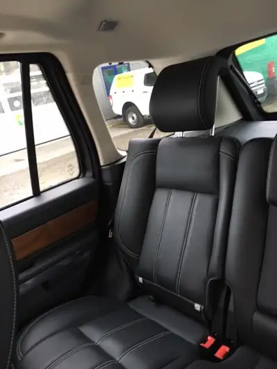 Land Rover Range Rover Sport 3.0 TDV6 HSE — SUV premium diesel, 199 500 km — Miniature 9