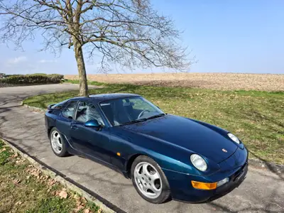 Porsche 968 Coupé 1992 — Chef-d'œuvre sportif des années 90, prête à conquérir la route — Detail