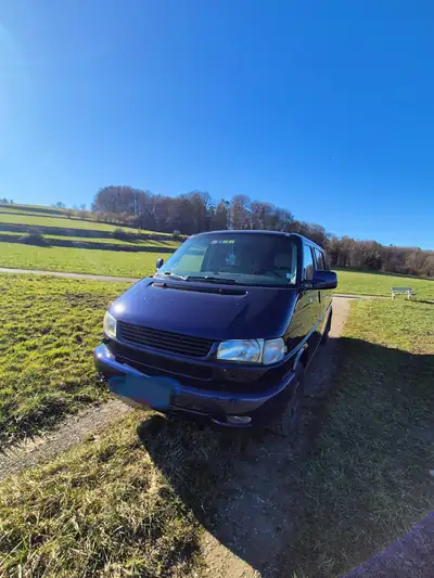 VW T4 Caravelle 2.5 TDI — Monospace 8 places robuste, moteur diesel fiable — tableau de bord