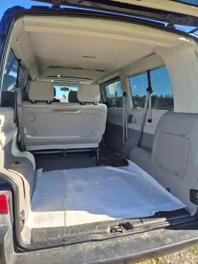 VW T4 Caravelle 2.5 TDI — Monospace 8 places robuste, moteur diesel fiable — Miniature 14