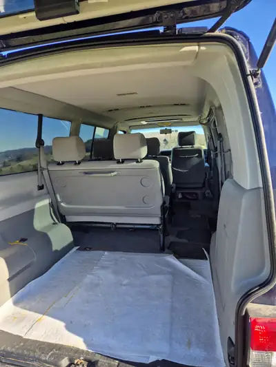 VW T4 Caravelle 2.5 TDI — Monospace 8 places robuste, moteur diesel fiable — Miniature 16
