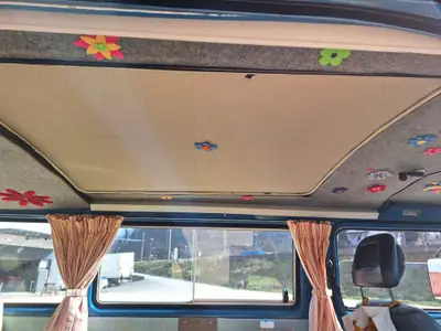 VW T3 Caravelle — Le classique du camping-car familial, 212'000 km, sans sinistre — Miniatura 9