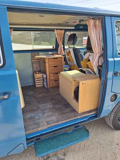 VW T3 Caravelle — Le classique du camping-car familial, 212'000 km, sans sinistre — Miniatura 8