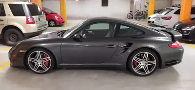 Porsche 911 Turbo 2006 — Sportive légendaire, transmission automatique, sans sinistre — côté