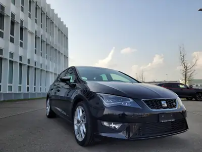 SEAT Leon 2.0 TDI FR Line — Diesel performant, état impeccable, contrôle technique valide — intérieur