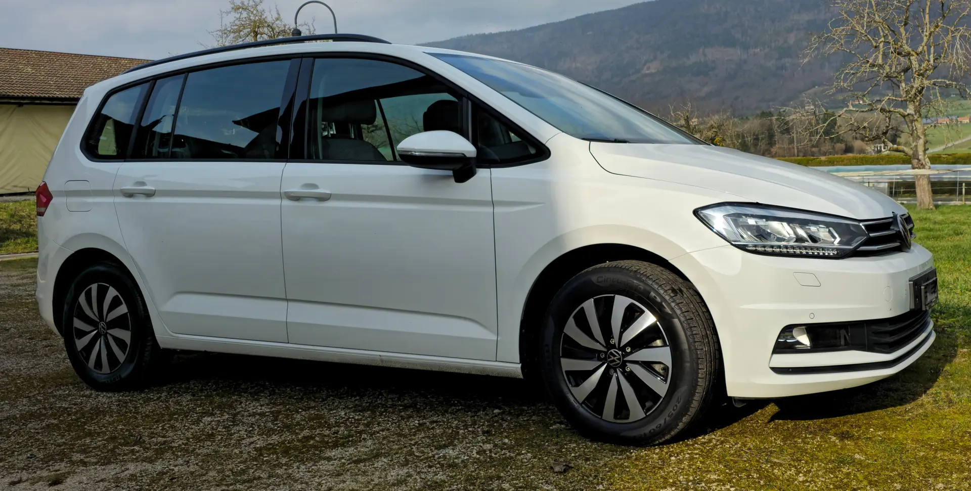 Volkswagen Touran 2023 occasion Ballens — 3