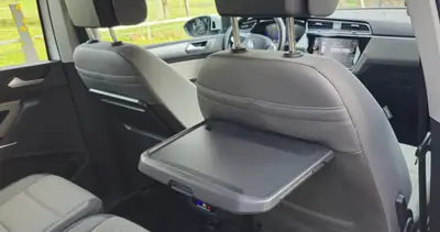 VW Touran 2.0 TDI BlueMotion — Monospace familial efficace, 42'400 km seulement — Miniatur 13