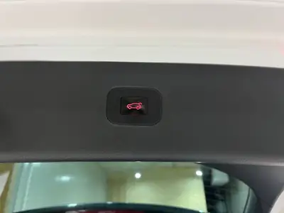 Hyundai Tucson 2.0 CRDI N-Line Mild Hybrid 4WD — SUV robuste, technologie hybride, 84'000 km — Thumbnail 16