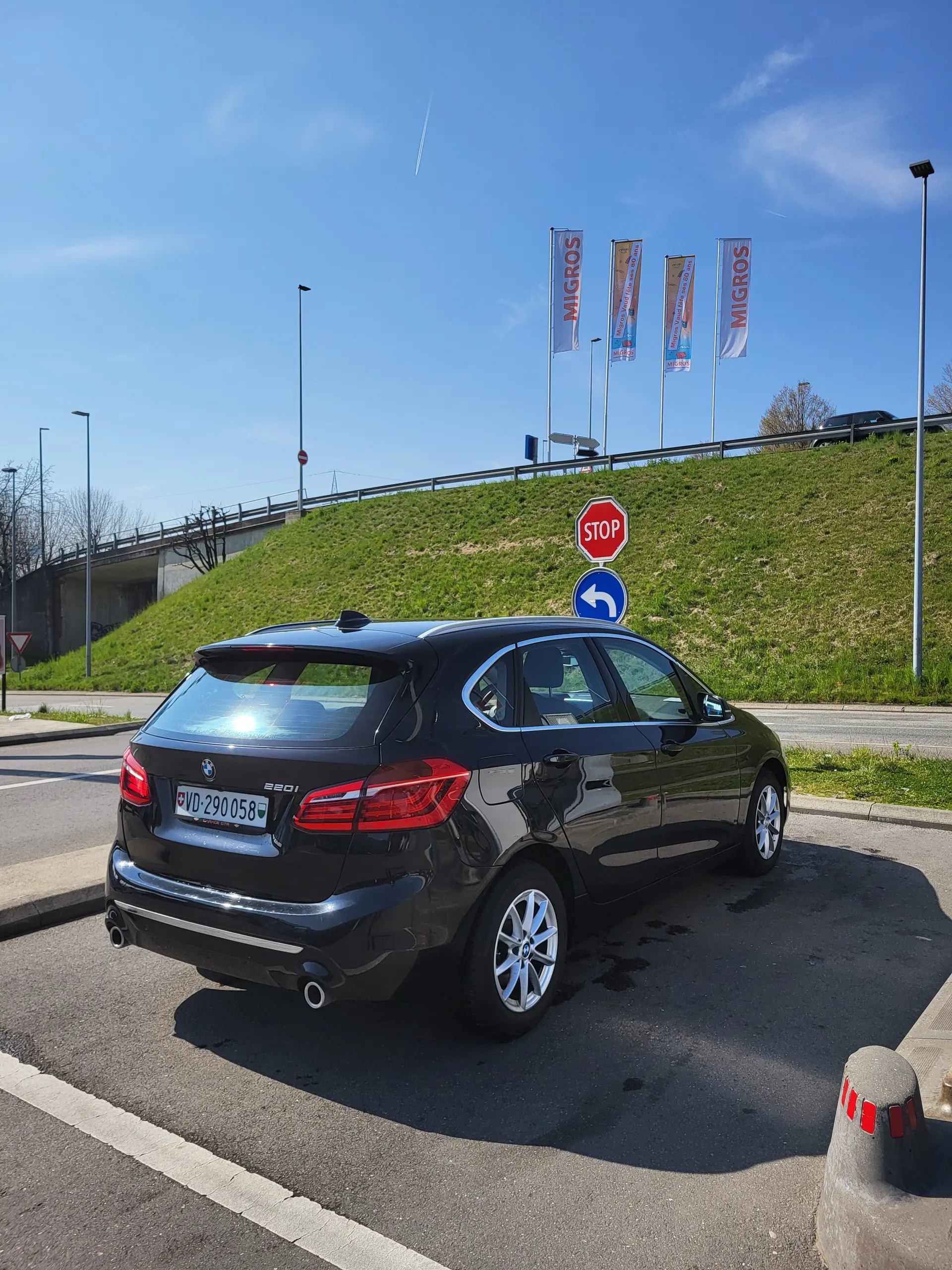 BMW 220 Active Tourer 2020 occasion Lausanne — 3