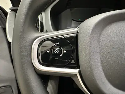 Volvo XC60 T6 eAWD Plug-in Hybrid — SUV premium 398 ch, électrifié et ultra-équipé — Thumbnail 13