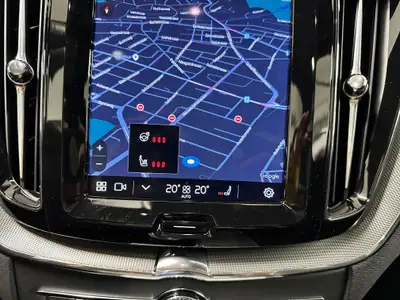 Volvo XC60 T6 eAWD Plug-in Hybrid — SUV premium 398 ch, électrifié et ultra-équipé — Thumbnail 15