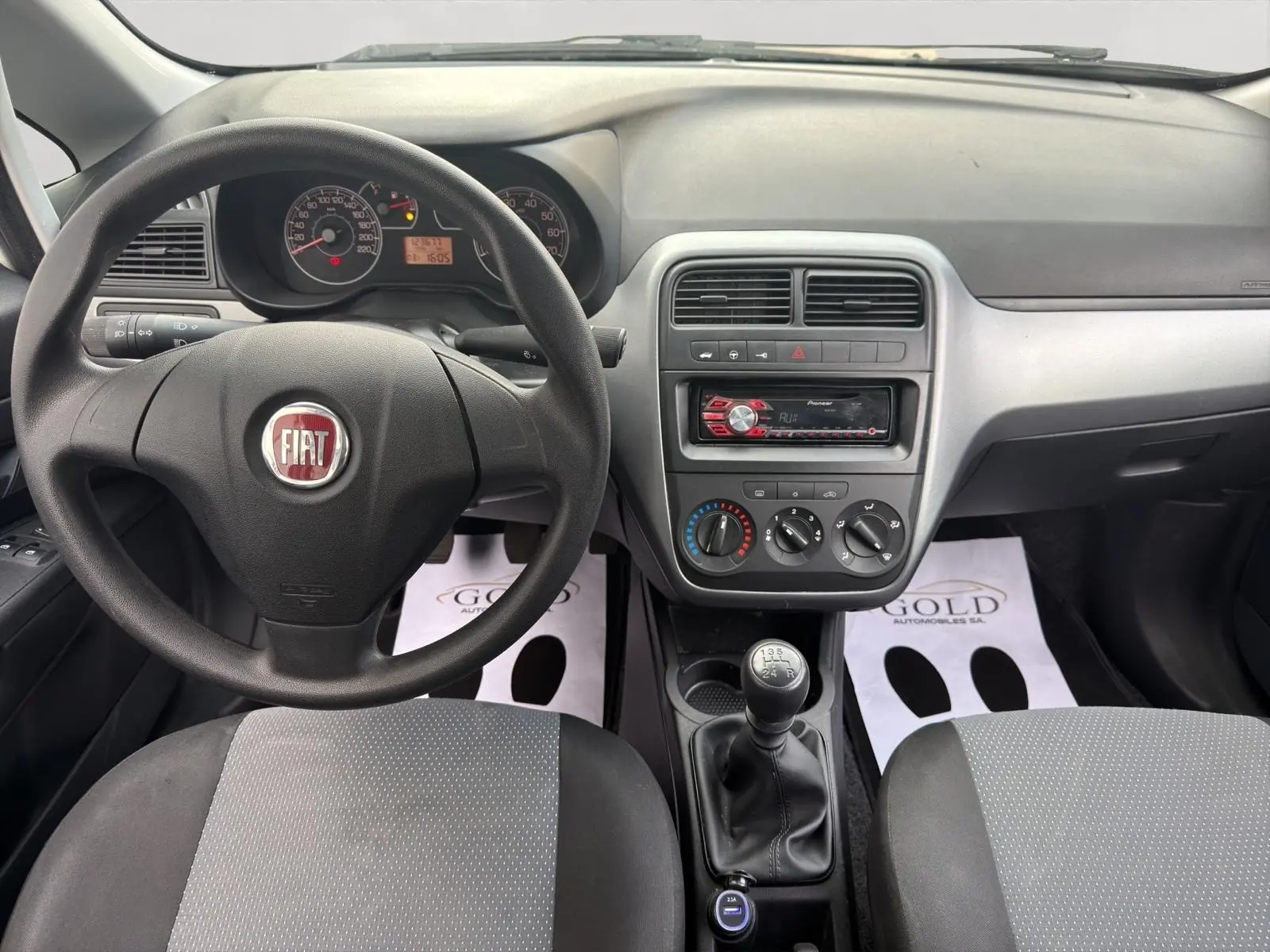 Fiat Punto 2013 occasion Meyrin — 3