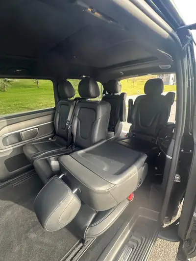 Mercedes-Benz V 300 d Lang Swiss Edition 4Matic — Monospace premium 7 places, toit panoramique — Miniature 12
